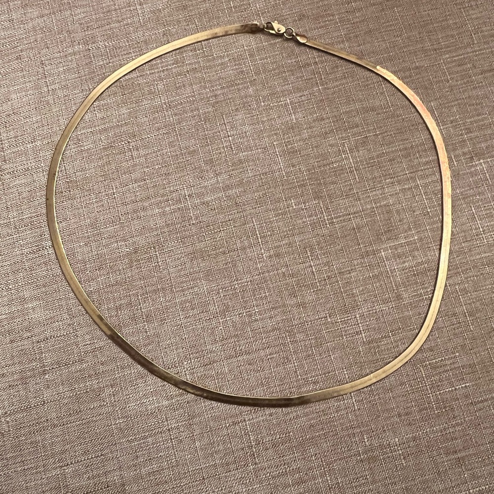 Smooth polished gold tone 18” herringbone necklace